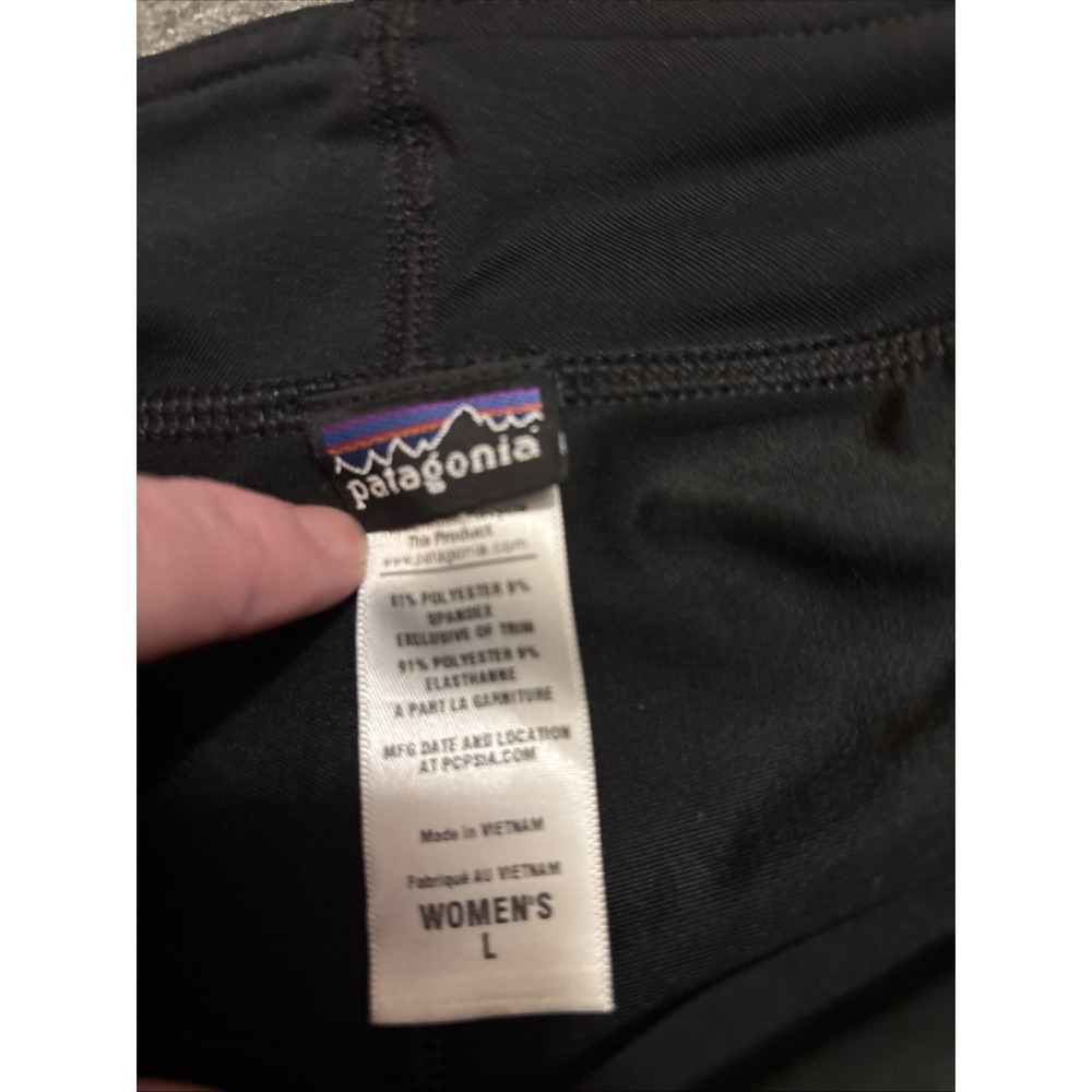 Patagonia Velocity Multi Use Skirt Skort Women's Size L Black - Picture 3 of 16